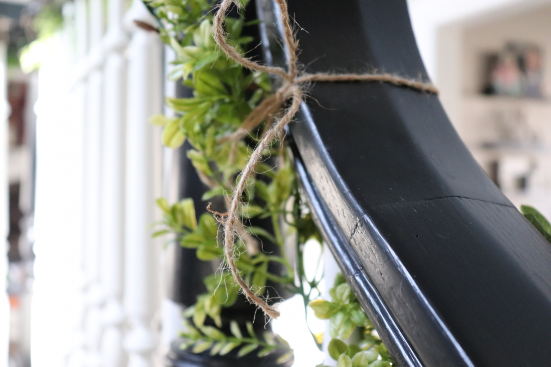 how to hang garland around handrail Railings Design Ideas